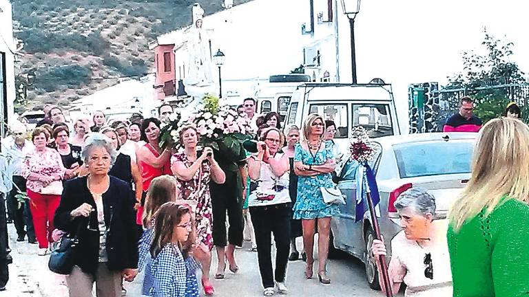 Devoción y amor en Las Casillas