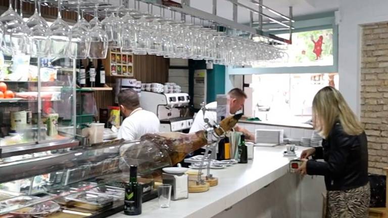 De Tapas con Radio J | Cafetería Berges 5, de Jaén De Tapas con Radio J | Cafetería Berges 5, de Jaén