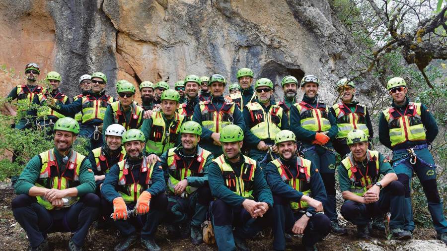 <i>El equipo de agentes al completo que han participado en prácticas de rescate en Cazorla, Segura y Las Villas. / Agustín Muñoz / Diario JAÉN.</i> <i>El equipo de agentes al completo que han participado en prácticas de rescate en Cazorla, Segura y Las Villas. / Agustín Muñoz / Diario JAÉN.</i>