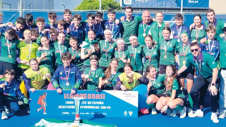 El Club Hockey Alcalá brilla en Valencia El Club Hockey Alcalá brilla en Valencia