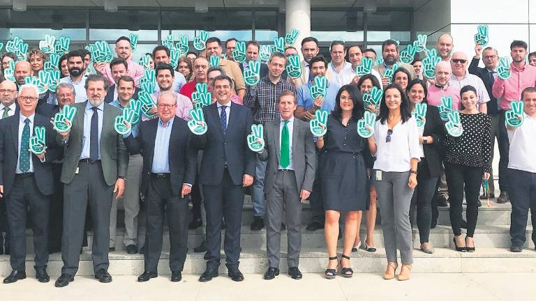 Caja Rural duplica su ayuda a Cáritas en el Día Solidario Caja Rural duplica su ayuda a Cáritas en el Día Solidario