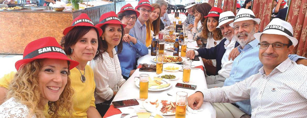 Unos como las más grandes familias Unos como las más grandes familias