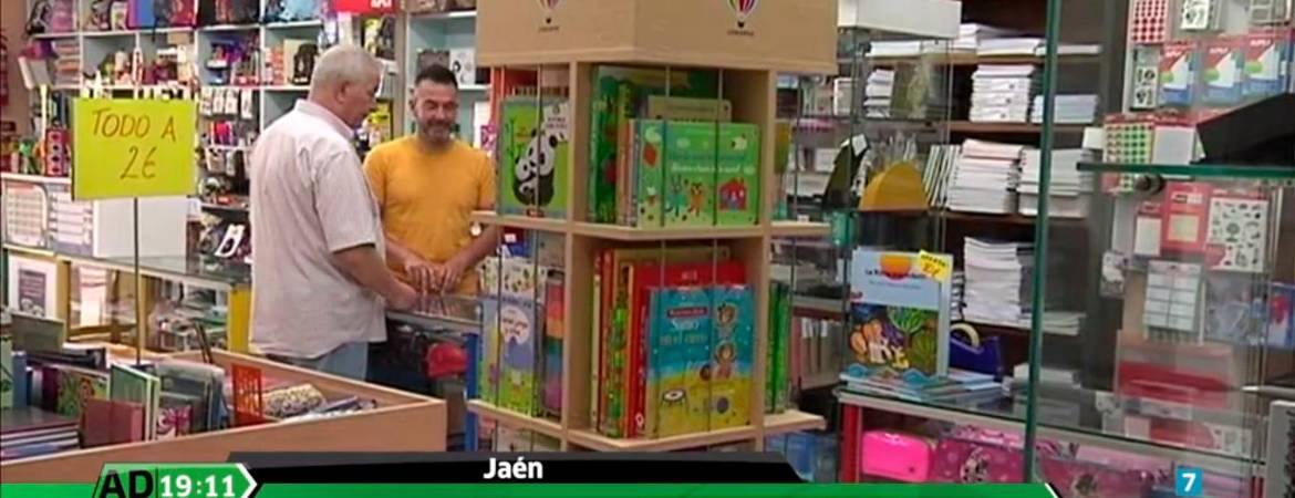 Los comercios preparan una vuelta al cole anticipada Los comercios preparan una vuelta al cole anticipada