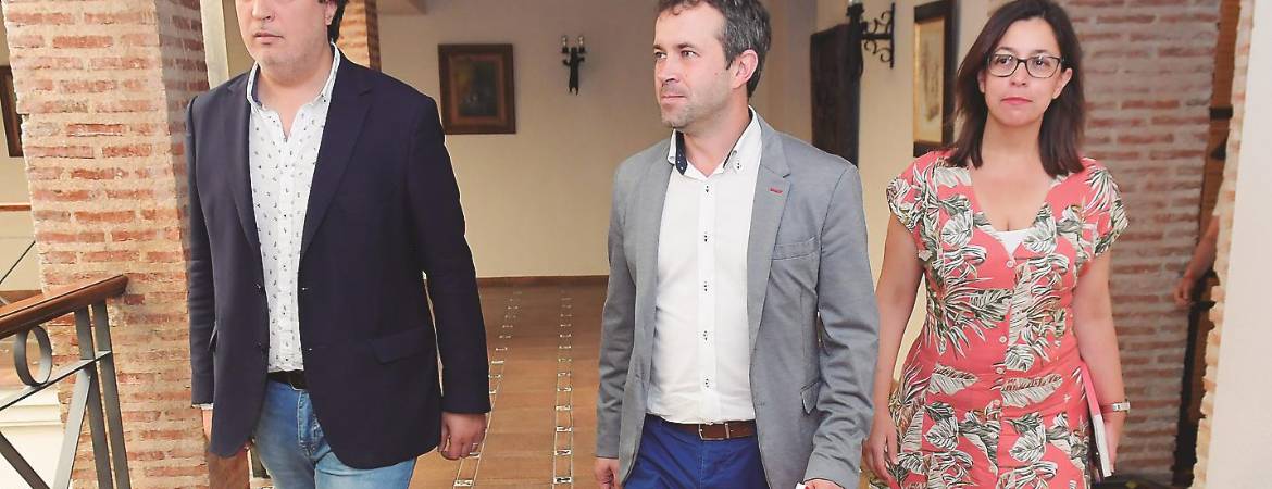 PSOE y Cs concretan su alianza PSOE y Cs concretan su alianza