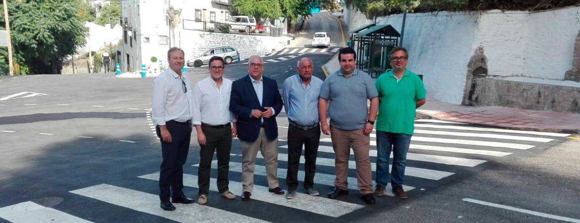 Mejoras para el cruce más transitado de Torres estrena y su parada de bus Mejoras para el cruce más transitado de Torres estrena y su parada de bus