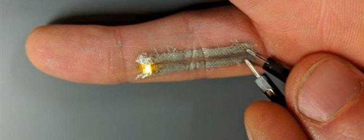 Llegan los tatuajes eléctricos incrustados en la piel Llegan los tatuajes eléctricos incrustados en la piel