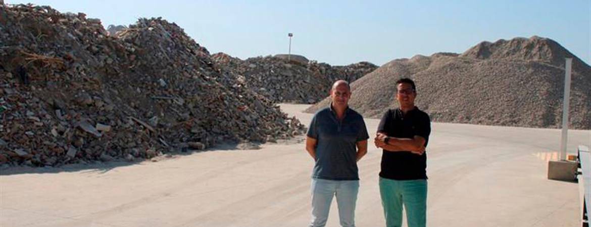 La Diputación invertirá 184.000 euros en la ampliación de planta de tratamiento de escombros de Úbeda La Diputación invertirá 184.000 euros en la ampliación de planta de tratamiento de escombros de Úbeda