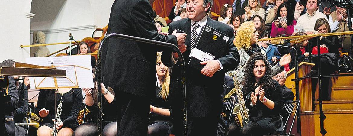 Proponen a Herrera Moya como Hijo Predilecto Proponen a Herrera Moya como Hijo Predilecto
