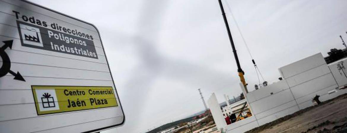 El Ayuntamiento recepciona las obras de urbanización del Jaén Plaza El Ayuntamiento recepciona las obras de urbanización del Jaén Plaza