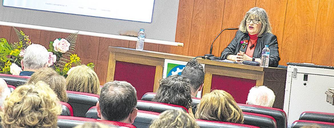 Ciclo de conferencias dedicadas a Da Vinci Ciclo de conferencias dedicadas a Da Vinci