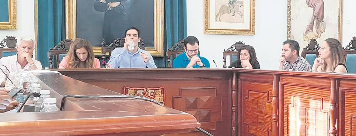Más de 330.000 euros al año para liberados y en eventuales Más de 330.000 euros al año para liberados y en eventuales