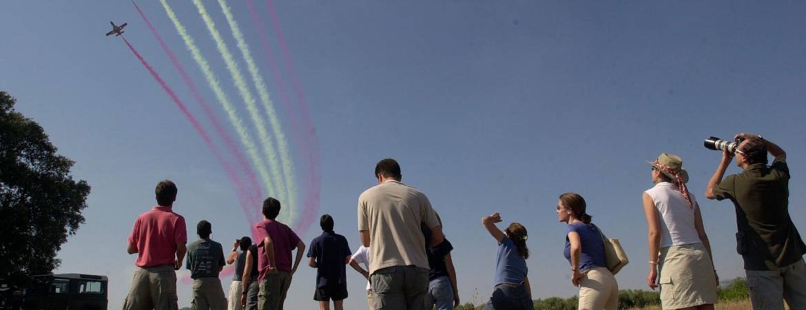 De los drones al senderismo De los drones al senderismo