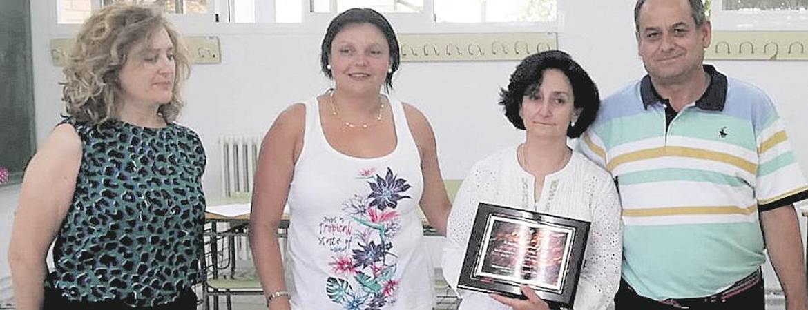 Reconocimiento a la profesora Concepción Sánchez en Orcera Reconocimiento a la profesora Concepción Sánchez en Orcera