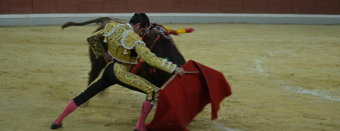 Triunfo de Cayetano y Emilio de Justo Triunfo de Cayetano y Emilio de Justo