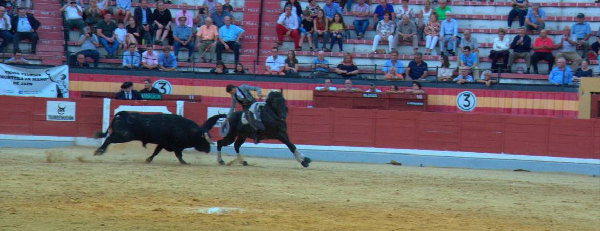 Triunfo de Cayetano y Emilio de Justo Triunfo de Cayetano y Emilio de Justo