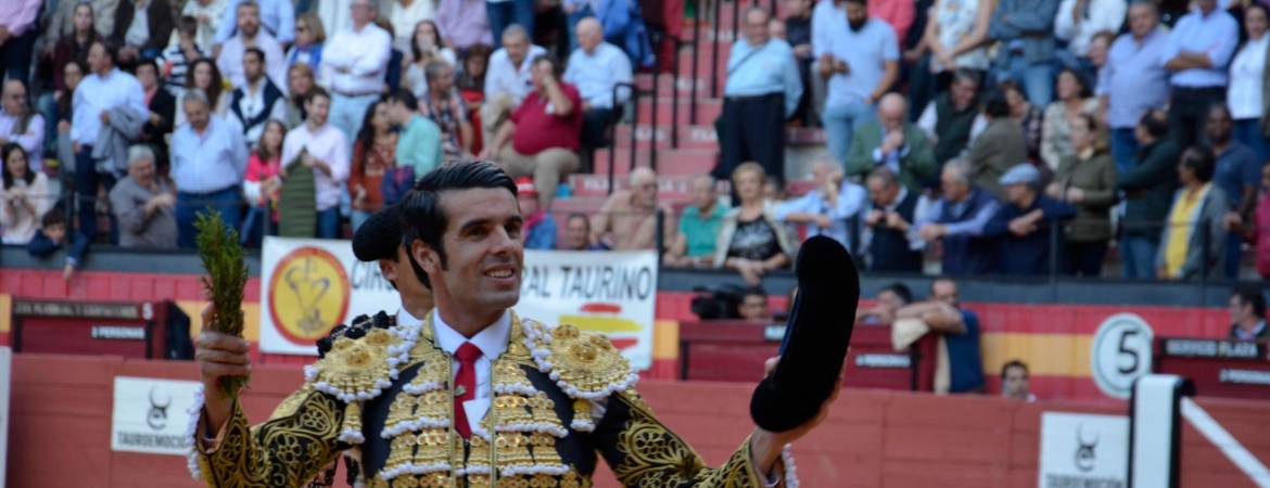 Triunfo de Cayetano y Emilio de Justo Triunfo de Cayetano y Emilio de Justo