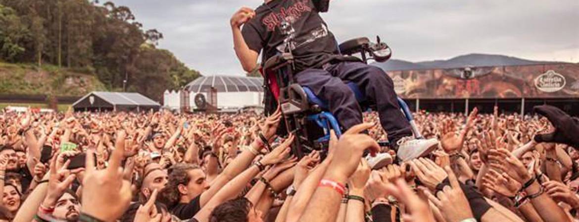 La inclusión en un festival de rock se vuelve viral La inclusión en un festival de rock se vuelve viral