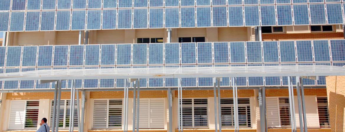 La UJA construirá dos plantas de energía solar La UJA construirá dos plantas de energía solar