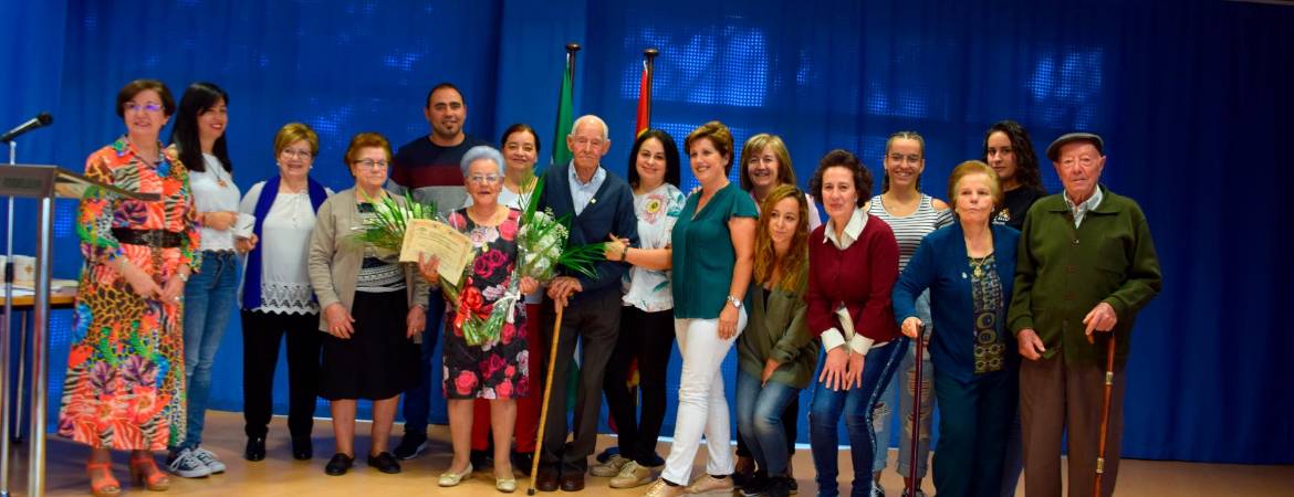 Homenaje a los mayores Homenaje a los mayores