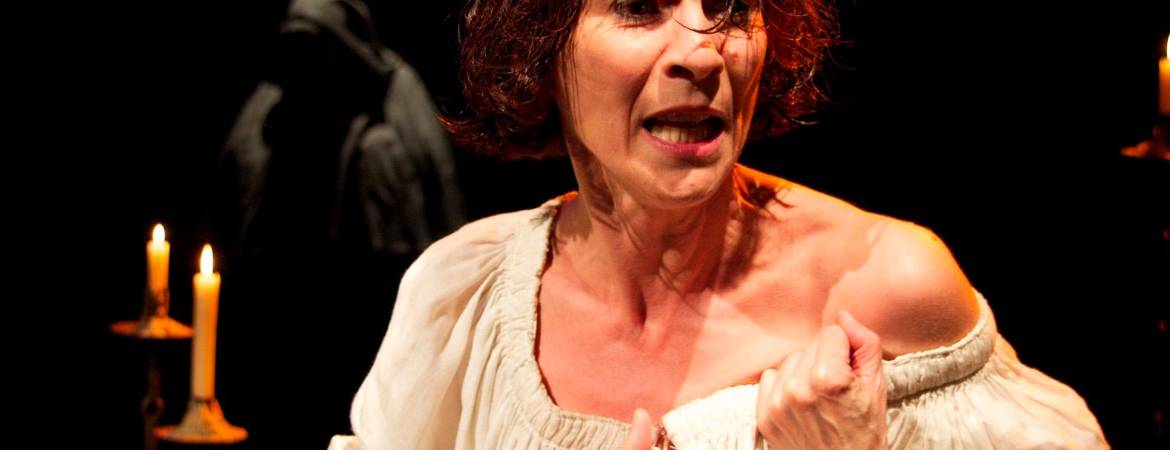 El triángulo que dibuja el teatro El triángulo que dibuja el teatro