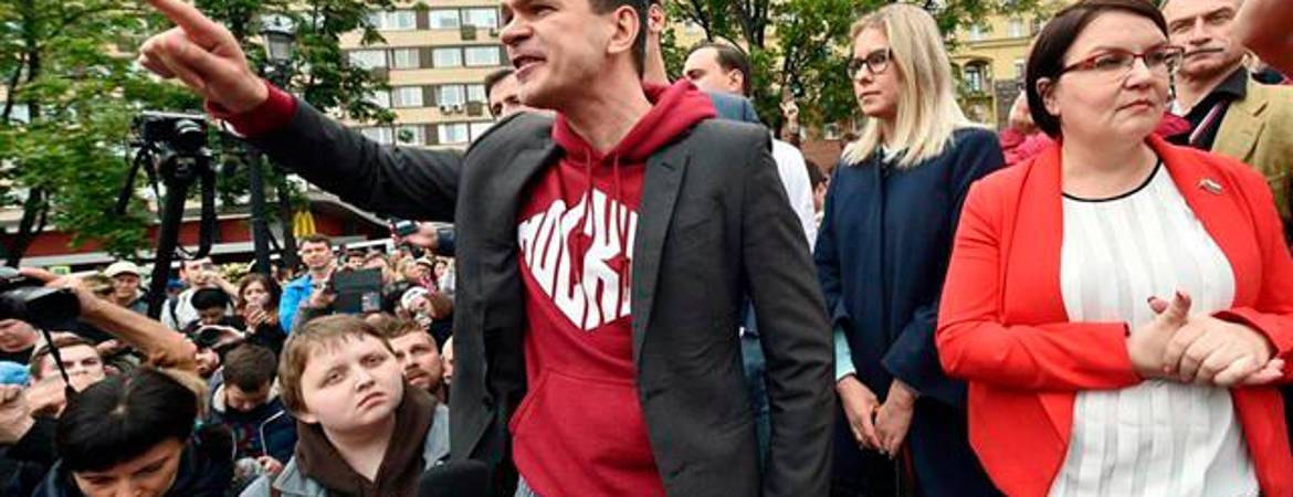 Vuelve a prisión el opositor Yashin Vuelve a prisión el opositor Yashin