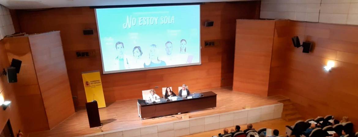 Más de 300 personas asisten a unas jornadas por la erradicación de la violencia de género Más de 300 personas asisten a unas jornadas por la erradicación de la violencia de género