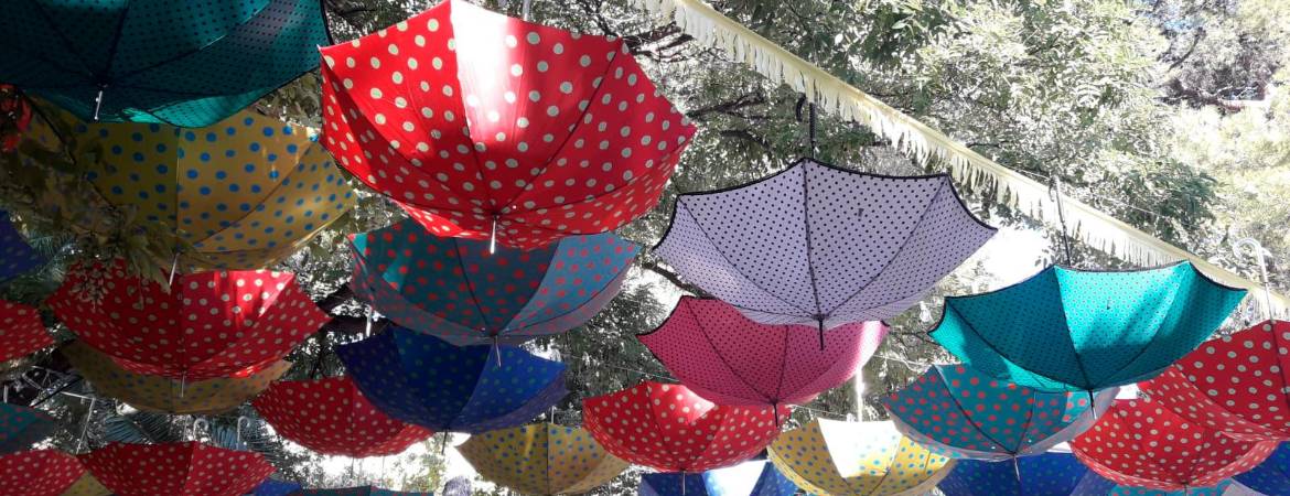 Unas fiestas llenas de color Unas fiestas llenas de color
