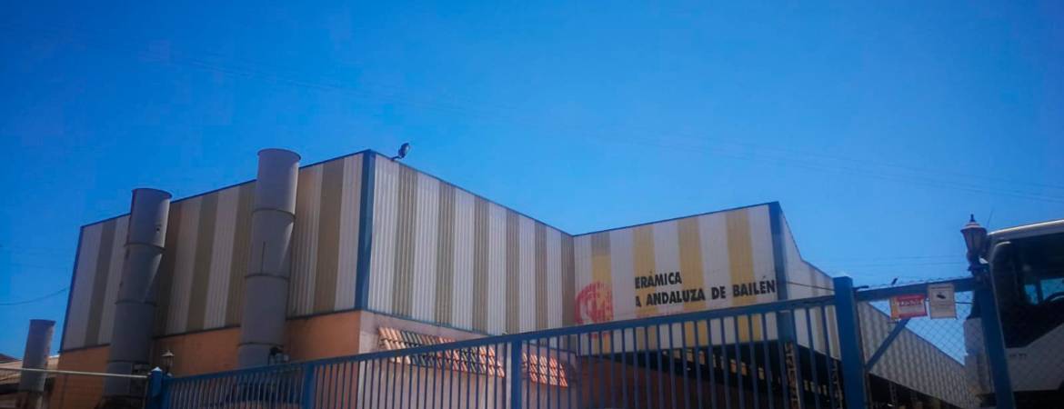 Incendio sin heridos en una fábrica de cerámica Incendio sin heridos en una fábrica de cerámica