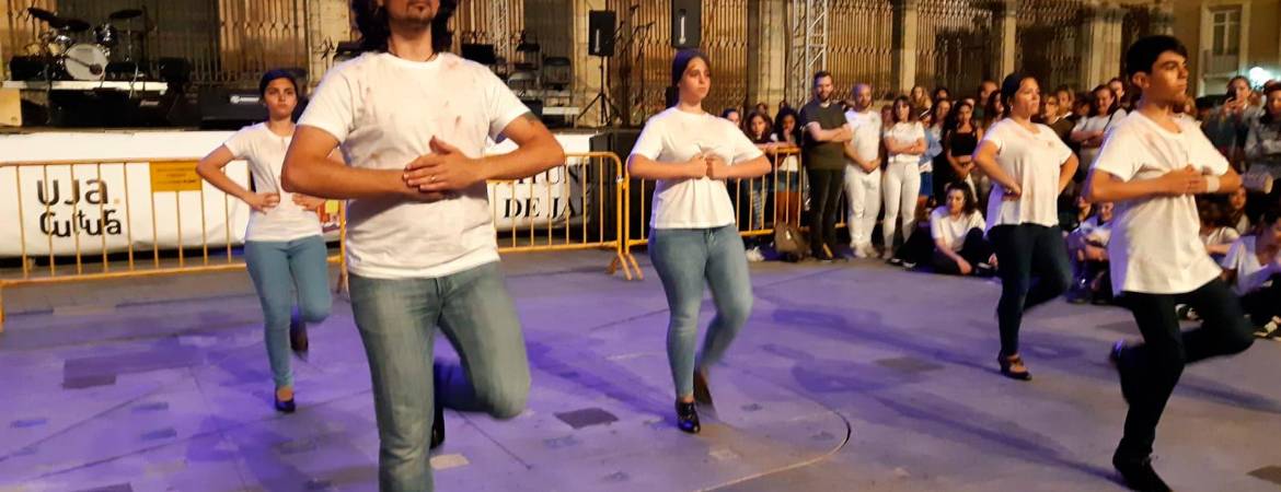 Música y baile en Santa María Música y baile en Santa María
