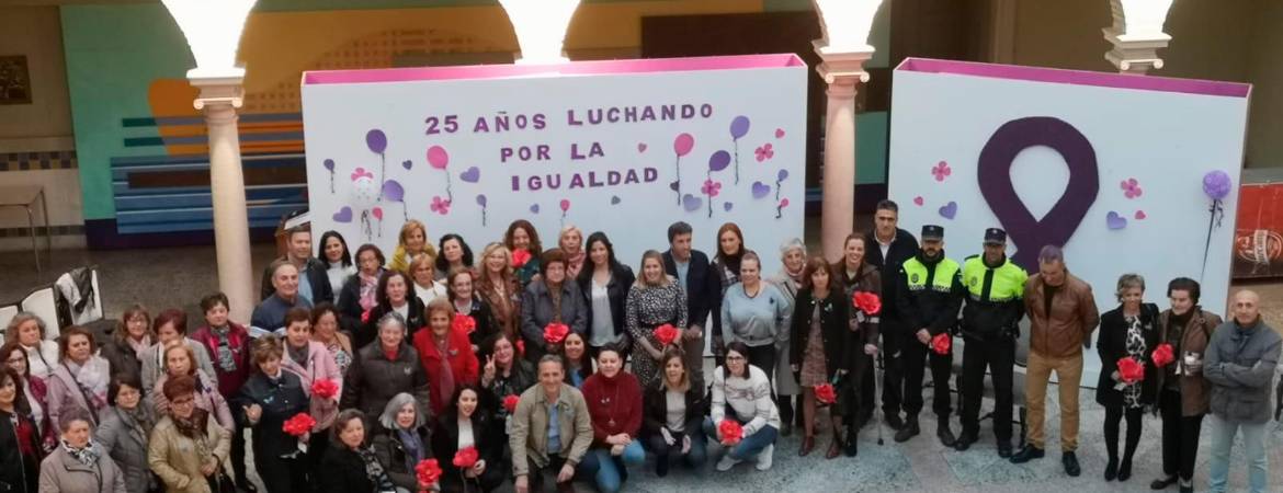 “Este reconocimiento es tanto para las socias actuales como las que pasaron por ‘Dama’ y dejaron parte de su personalidad” “Este reconocimiento es tanto para las socias actuales como las que pasaron por ‘Dama’ y dejaron parte de su personalidad”