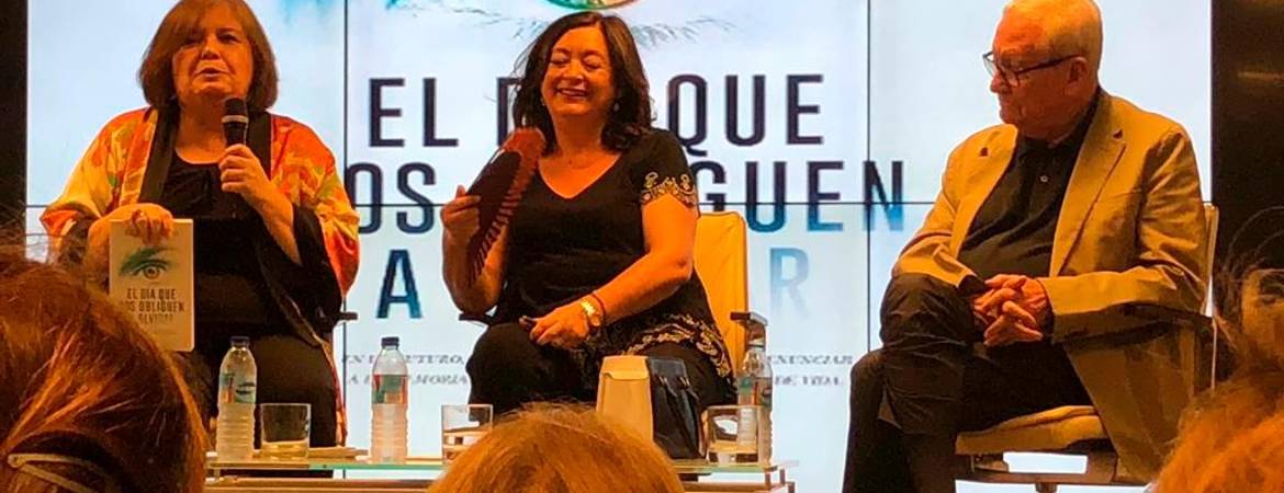 Mar Moreno presenta su segundo libro en Sevilla Mar Moreno presenta su segundo libro en Sevilla