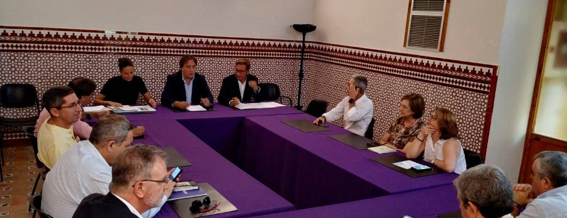 Un plan para promocionar y valorizar el sector turístico Un plan para promocionar y valorizar el sector turístico