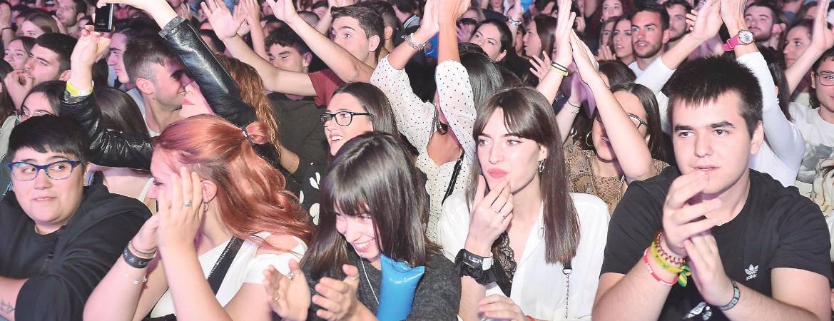 Leiva deja sin palabras a sus fieles que llenan el Auditorio de la Alameda Leiva deja sin palabras a sus fieles que llenan el Auditorio de la Alameda