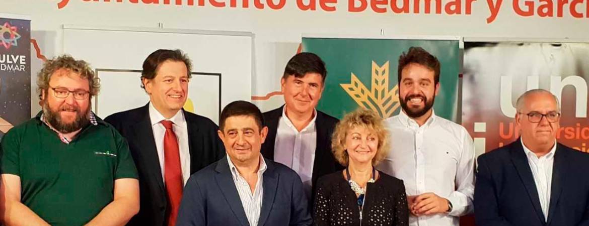 “Son las personas las que deciden el rumbo de un país” “Son las personas las que deciden el rumbo de un país”