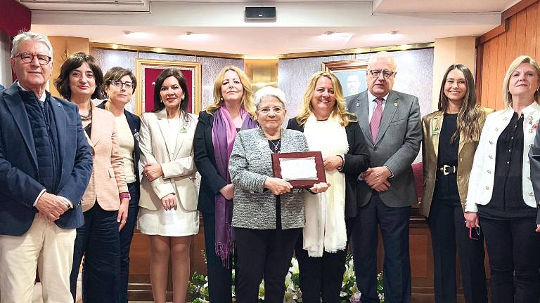 Reconocimiento a dos banderas de la Abogacía en Jaén Reconocimiento a dos banderas de la Abogacía en Jaén