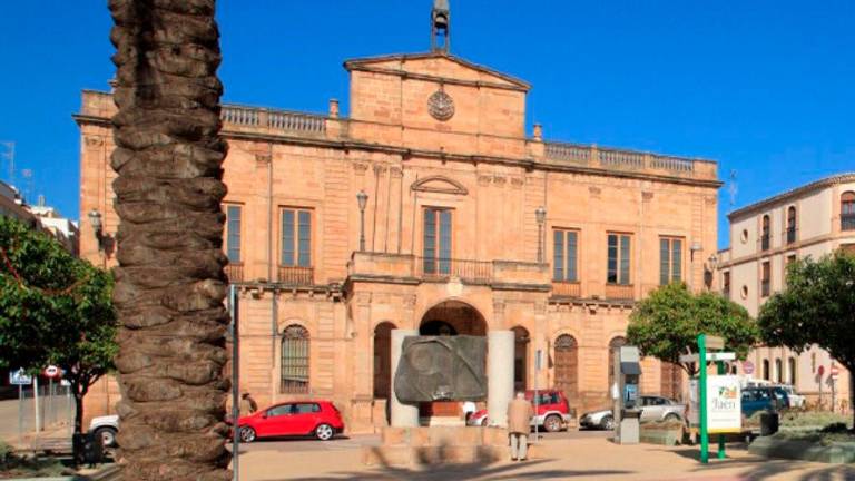 Linares, primer municipio con mayor tasa de paro Linares, primer municipio con mayor tasa de paro