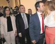 Cs aprieta al PSOE para fijar su papel en el Gobierno municipal Cs aprieta al PSOE para fijar su papel en el Gobierno municipal