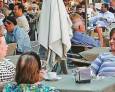 El sector servicios eleva sus ventas un 3,7% en junio en Andalucía y el empleo sube un 1,8% El sector servicios eleva sus ventas un 3,7% en junio en Andalucía y el empleo sube un 1,8%