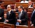 Suspendidos los diputados presos Suspendidos los diputados presos