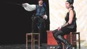 OBRA. Instante de la representación de “Don Juan Tenorio” en el Teatro Darymelia.