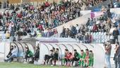 ENCUENTROS. Los aficionados del Real Jaén siguen un partido de esta temporada en La Victoria.