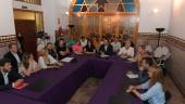 DIÁLOGO. Participantes en la mesa de trabajo sobre la peatonalización, celebrada el pasado 20 de junio. 