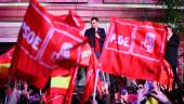 MADRID. El candidato del Partido Socialista a la Presidencia del Gobierno, Pedro Sánchez, celebra sus resultados con los militantes y simpatizantes socialistas.