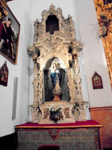 <i>Retablo de la Inmaculada (interior en capilla lateral izquierda).</i>