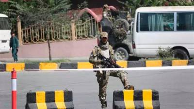 Un talibán apostado en un puesto de control de Kabul. / Saifurahman Safi / Xinjua News / Contactophoto / Europa Press.