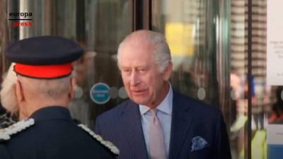El rey Carlos III junto a la reina Camila en el acto. / Victoria Jones / Pa Wire / dpa via Europa Press. 