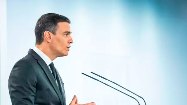 Las comunidades decidirán la salida de la alarma en fase 3 pero el Gobierno se reserva el control de la movilidad Las comunidades decidirán la salida de la alarma en fase 3 pero el Gobierno se reserva el control de la movilidad