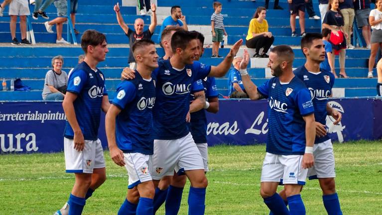 Partido de reencuentros en el duelo entre los dos primeros Partido de reencuentros en el duelo entre los dos primeros