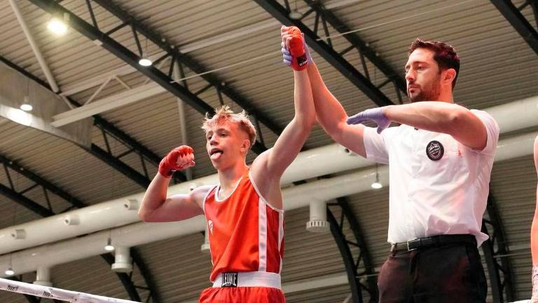 El boxeo jiennense brilla en el Boxam con Manuel Bueno y Cristina Peinado en la final El boxeo jiennense brilla en el Boxam con Manuel Bueno y Cristina Peinado en la final