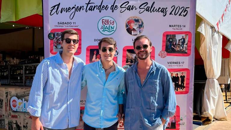 GALERÍA: El Recinto Ferial empieza a llenarse progresivamente GALERÍA: El Recinto Ferial empieza a llenarse progresivamente